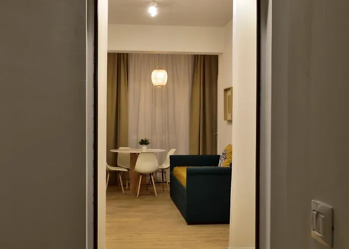 Tanzi 12 - Modern House