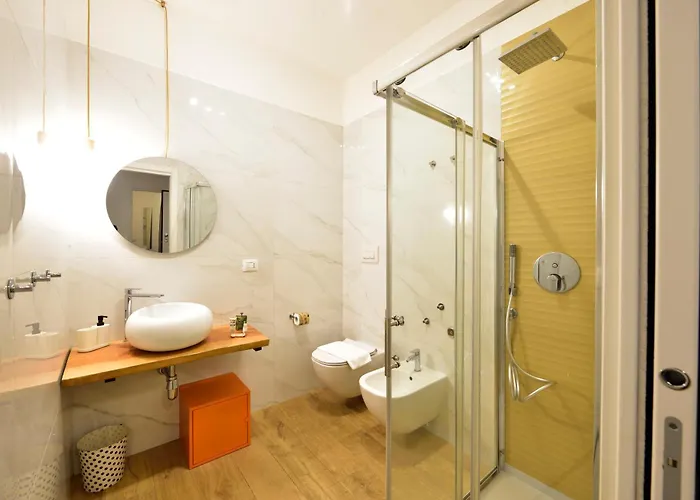 Tanzi 12 - Modern House