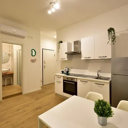 Tanzi 12 - Modern House Daire