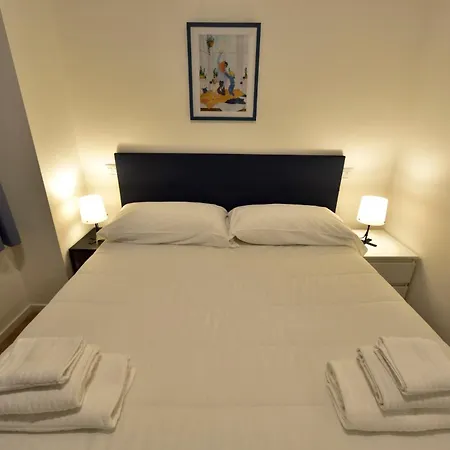 Tanzi 12 - Modern House