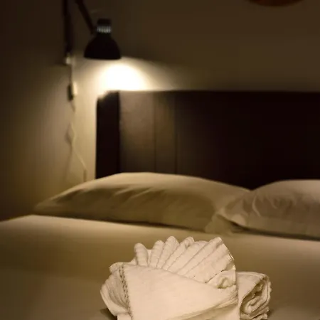 Tanzi 12 - Modern House Apartment Bari