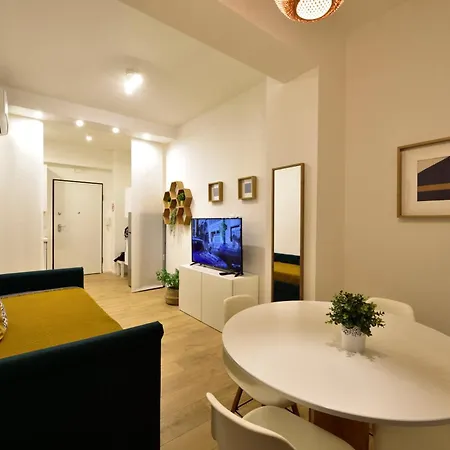 Tanzi 12 - Modern House Apartment Bari