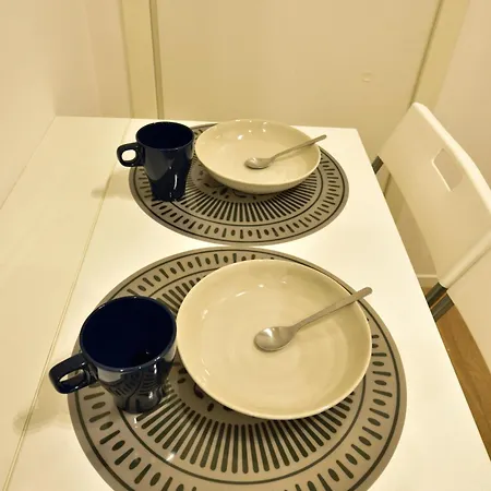 Tanzi 12 - Modern House Daire