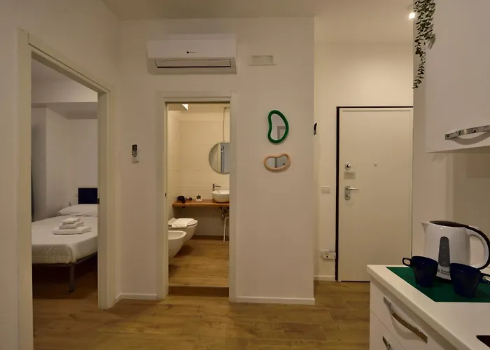 Апартаменти Tanzi 12 - Modern House Барі